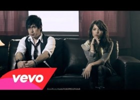 Ejercicio de inglés con la canción Sour Candy de Carly Rae Jepsen & Josh Ramsay | Recurso educativo 125262